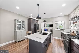 134 Walnut St, Mont Clare, PA 19453 - Photo 8
