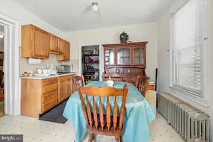 815 Tremont Ave, Norristown, PA 19401 - Photo 6