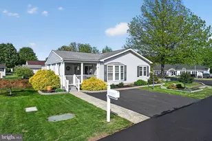 102 Daisy Ln, Royersford, PA 19468 - Photo 22