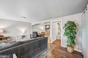 2 Flamingo Rd, Hatboro, PA 19040 - Photo 6