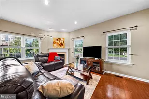 4001 Sarah Ct, Collegeville, PA 19426 - Photo 6