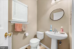 4001 Sarah Ct, Collegeville, PA 19426 - Photo 4