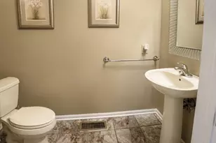 1042 Colin Dr, Royersford, PA 19468 - Photo 4