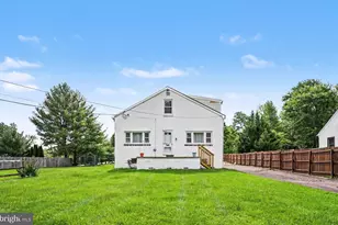484 Fruit Farm Rd, Royersford, PA 19468 - Photo 2