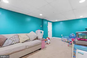 8228 Manor Rd, Elkins Park, PA 19027 - Photo 24