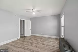 106 W 5th St, Bridgeport, PA 19405 - Photo 12