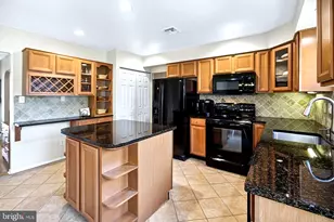 555 Elliott Dr, King of Prussia, PA 19406 - Photo 10