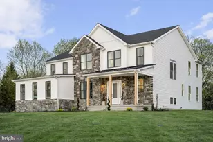 906 S Collegeville Rd, Phoenixville, PA 19460 - Photo 2