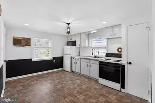 325 Manor Rd, Hatboro, PA 19040 - Photo 8