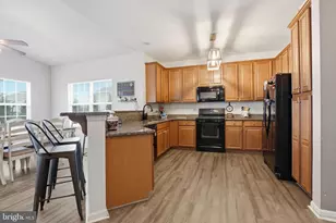 75 Windover Dr, Gilbertsville, PA 19525 - Photo 4