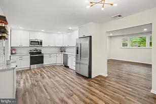 208 W 3rd St, Red Hill, PA 18076 - Photo 6