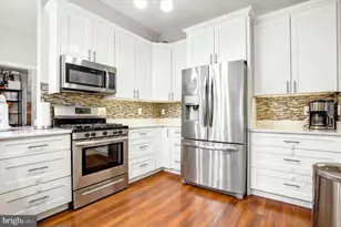 225 S Park Rd, Sanatoga, PA 19464 - Photo 4