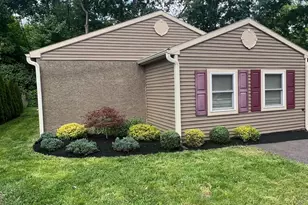 225 S Park Rd, Sanatoga, PA 19464 - Photo 2