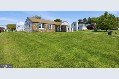 3217 W Mount Kirk Avenue, Norristown, PA 19403 - Photo 2