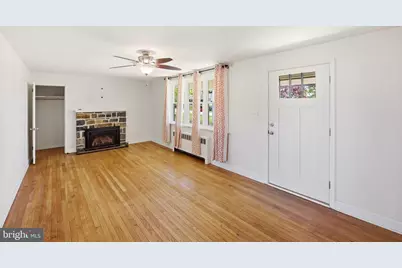 3217 W Mount Kirk Avenue, Norristown, PA 19403 - Photo 8