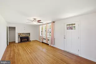 3217 W Mt Kirk Ave, Norristown, PA 19403 - Photo 8