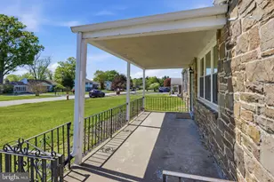 3217 W Mt Kirk Ave, Norristown, PA 19403 - Photo 6