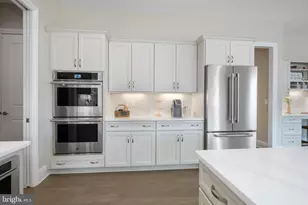 395 Bronson Cir, Collegeville, PA 19426 - Photo 14
