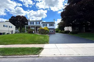 126 Dale Rd, Willow Grove, PA 19090 - Photo 2