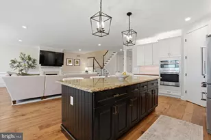 318 Whitemarsh Dr, Flourtown, PA 19031 - Photo 16