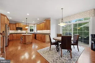 16 Chestnut Ln, North Wales, PA 19454 - Photo 8