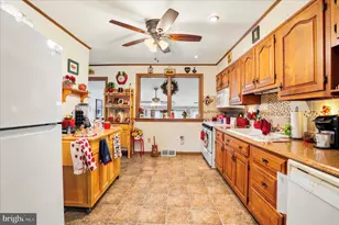 654 Oakdale Ave, Pottstown, PA 19464 - Photo 10