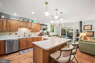 256 Larkspur Ln, Hatfield, PA 19440 - Photo 12