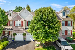 256 Larkspur Ln, Hatfield, PA 19440 - Photo 2