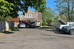 223 Summit Ave, Fort Washington, PA 19034 - Photo 1