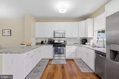 422 W 5th Avenue, Conshohocken, PA 19428 - Photo 6