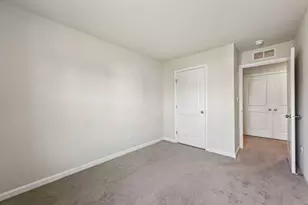 884 Still Waters Ln, Pennsburg, PA 18073 - Photo 22
