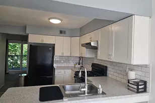 2103 Grant Mews Ct, Ambler, PA 19002 - Photo 2