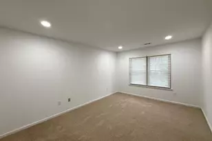 1512 Foxmeadow Cir, Royersford, PA 19468 - Photo 22