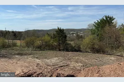 208 Schwenk Road, Perkiomenville, PA 18074 - Photo 2