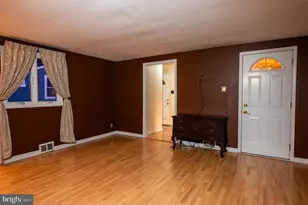 2597 Carrell Ln, Willow Grove, PA 19090 - Photo 12