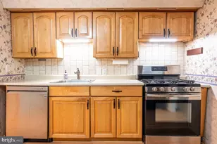 2597 Carrell Ln, Willow Grove, PA 19090 - Photo 22