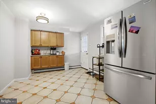 1010 Woodland Ave, Norristown, PA 19403 - Photo 10