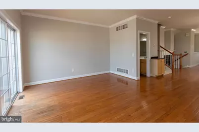 39 W 5th Street, Bridgeport, PA 19405 - Photo 4