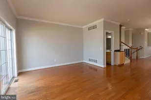 39 W 5th St, Bridgeport, PA 19405 - Photo 4