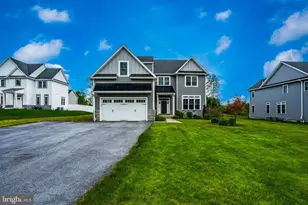 3786 Drake Cir, Collegeville, PA 19426 - Photo 2