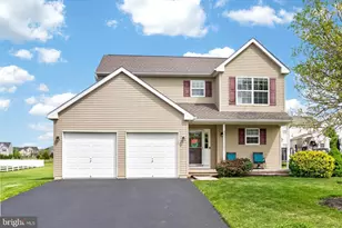 35 Westbury Dr, Gilbertsville, PA 19525 - Photo 1