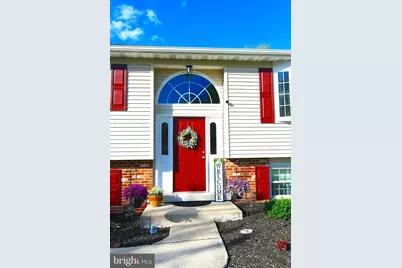 10 Red Cloud Circle, Royersford, PA 19468 - Photo 2