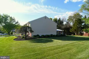 10 Red Cloud Cir, Royersford, PA 19468 - Photo 18