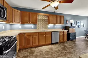 1500 Glasgow St, Pottstown, PA 19464 - Photo 12