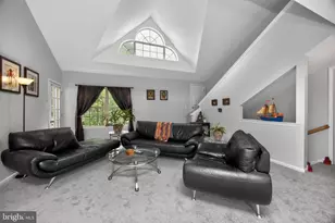 1804 Foxmeadow Cir, Royersford, PA 19468 - Photo 8