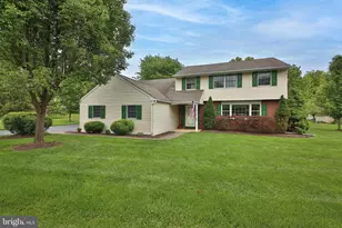 115 Hedgerow Pl, North Wales, PA 19454 - Photo 1