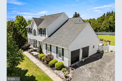 247 Green Tree Road, Phoenixville, PA 19460 - Photo 2
