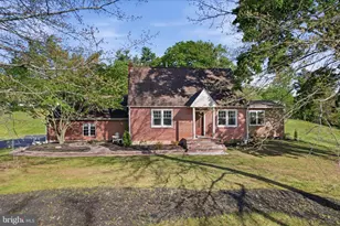 312 E 7th Ave, Trappe, PA 19426 - Photo 1