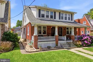 910 Derstine Ave, Lansdale, PA 19446 - Photo 1