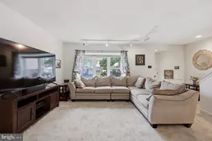 282 Birch Dr, Lafayette Hill, PA 19444 - Photo 4